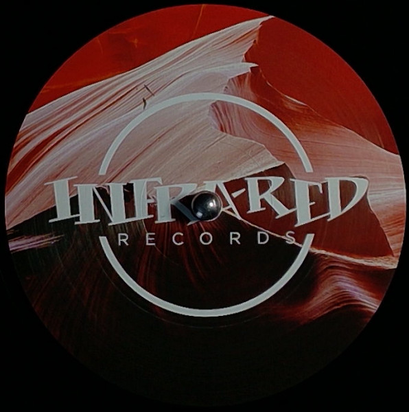 J Majik - Treat Me Right / In The Rain (2025)